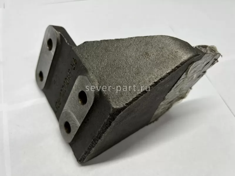 Кронштейн задней опоры силового агрегата левый (расст.между центрами отв. 49мм) / ПАО КамАЗ 4308-1001049-56