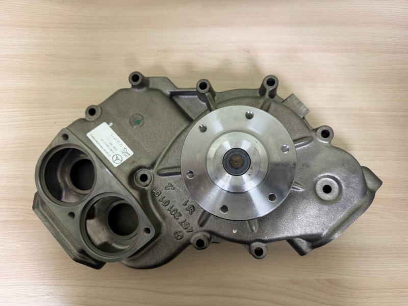 Комплект водяного насоса с металлической КамАЗ 5490, Mercedes-Benz Axor / Mercedes-Benz A4572002701