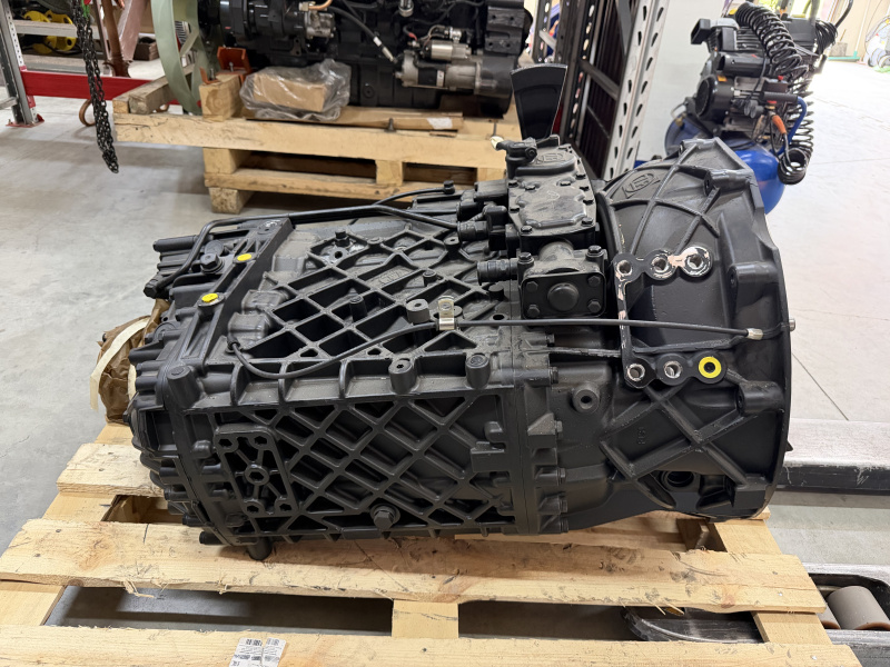 КПП ZF 16S1820 (тросовый привод, без ПГУ) снята с нового силового агрегата / ZF 1341.002.123 
