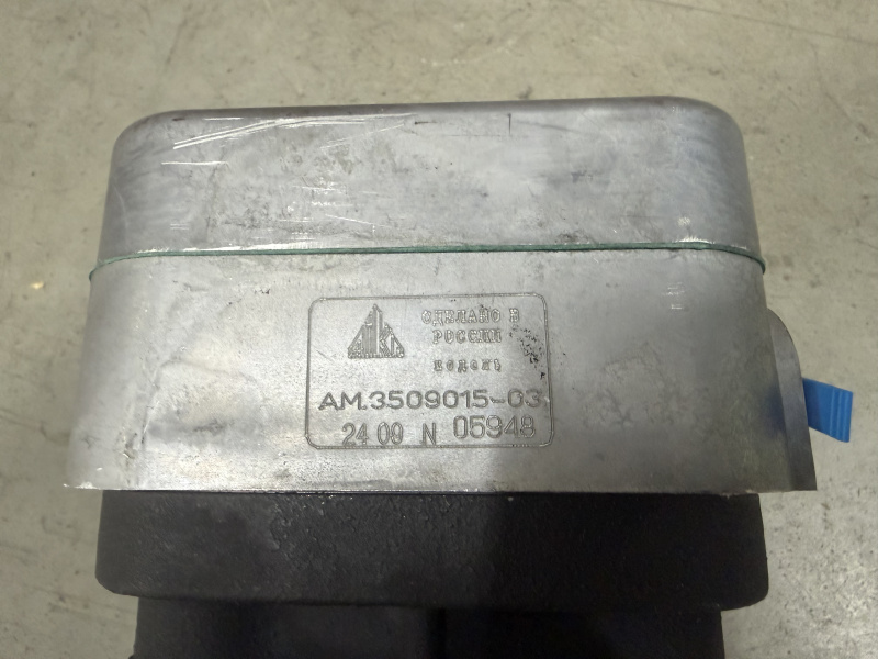 Компрессор одноцилиндровый (Аналог AURIDA 18.3509015-10, Knorr-Bremse LK3999) / ПК АЙК АМ.3509015-03 